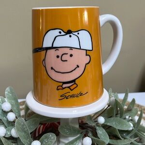 1971 VTG Charlie Brown Musical Mug, plays “Take Me Out To The Ball Game”